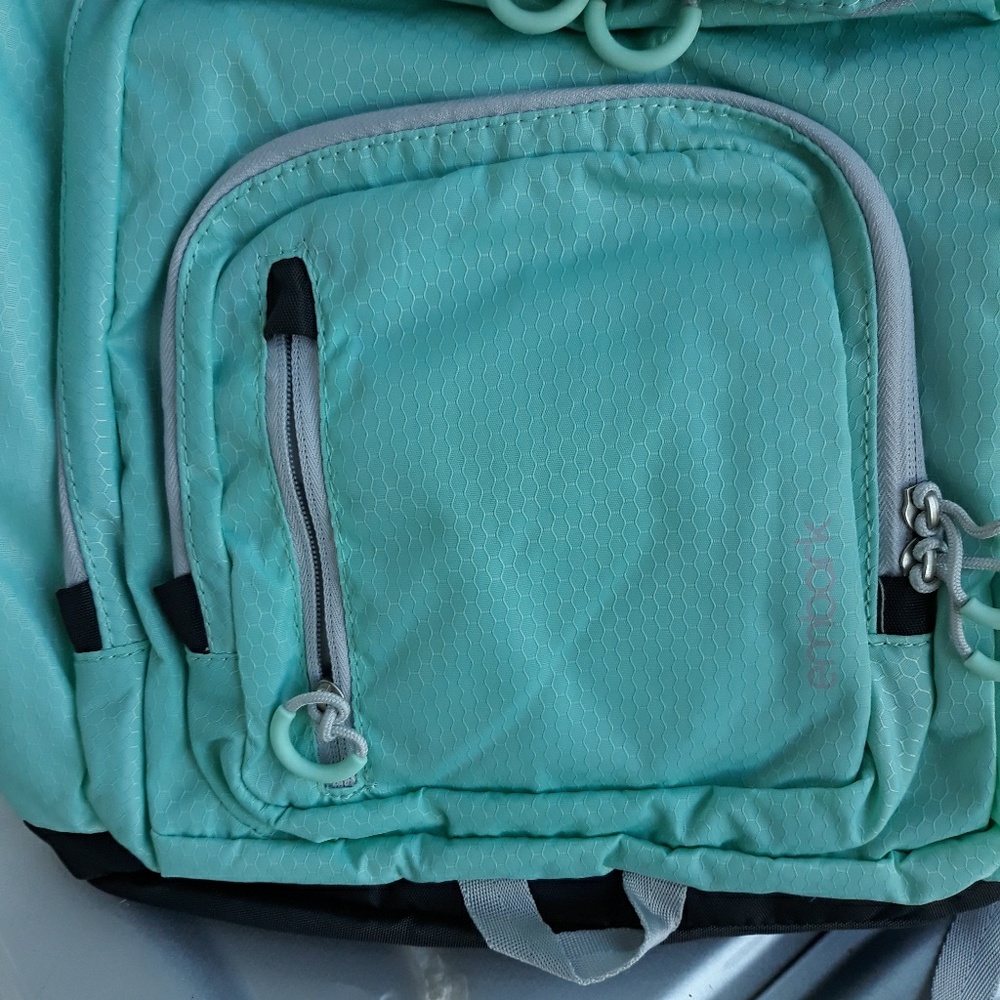 Backpack - Picture 6 of 8